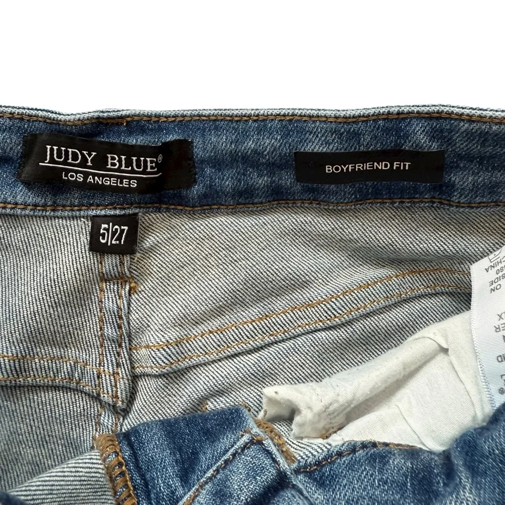 Judy Blue distressed judy